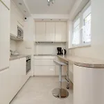 Apartamento Beautiful With A Spacious Balcony In By Renters Breslavia
