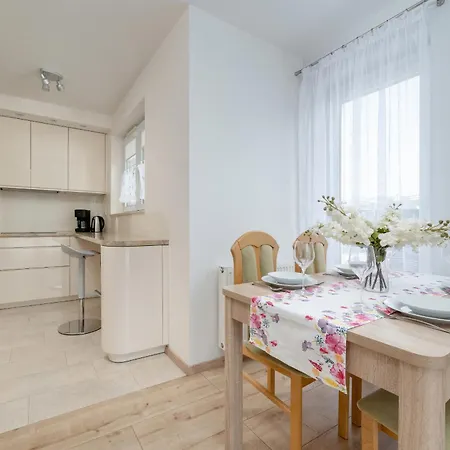 Διαμέρισμα Beautiful With A Spacious Balcony In By Renters