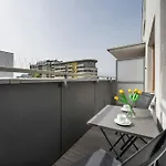 Lägenhet Beautiful With A Spacious Balcony In By Renters Wrocław