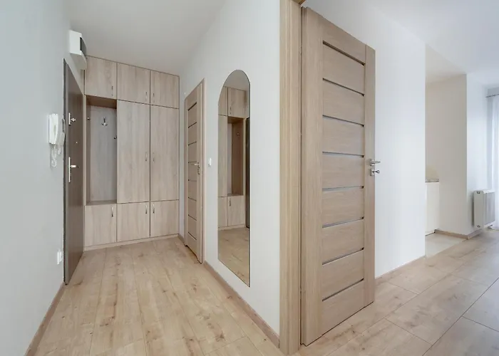 Διαμέρισμα Beautiful With A Spacious Balcony In By Renters Βρότσλαβ