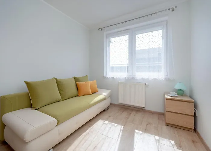 Beautiful With A Spacious Balcony In By Renters Βρότσλαβ