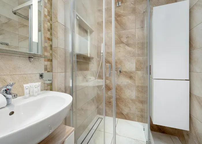 Beautiful With A Spacious Balcony In By Renters