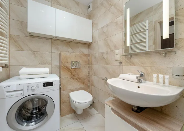 Διαμέρισμα Beautiful With A Spacious Balcony In By Renters Βρότσλαβ