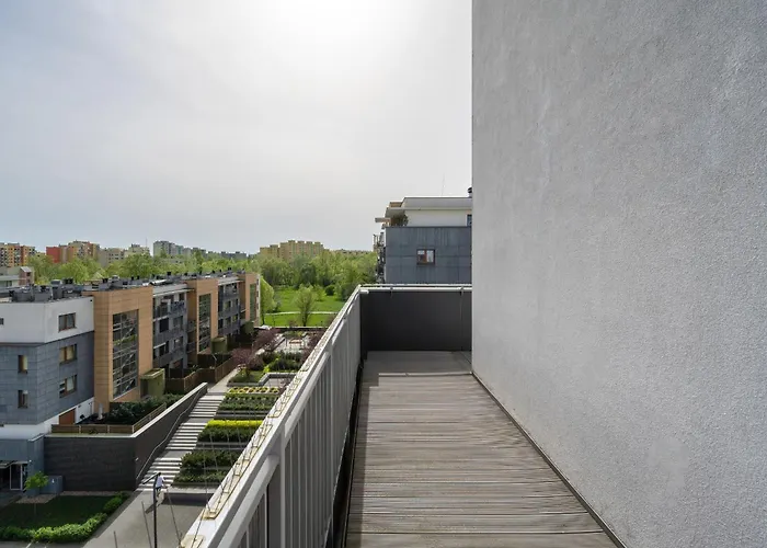 Beautiful With A Spacious Balcony In By Renters Διαμέρισμα Βρότσλαβ