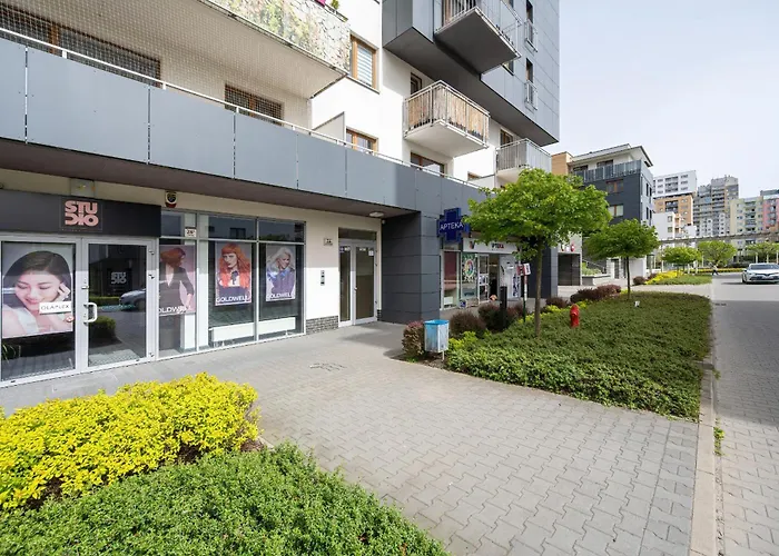 Beautiful With A Spacious Balcony In By Renters Διαμέρισμα